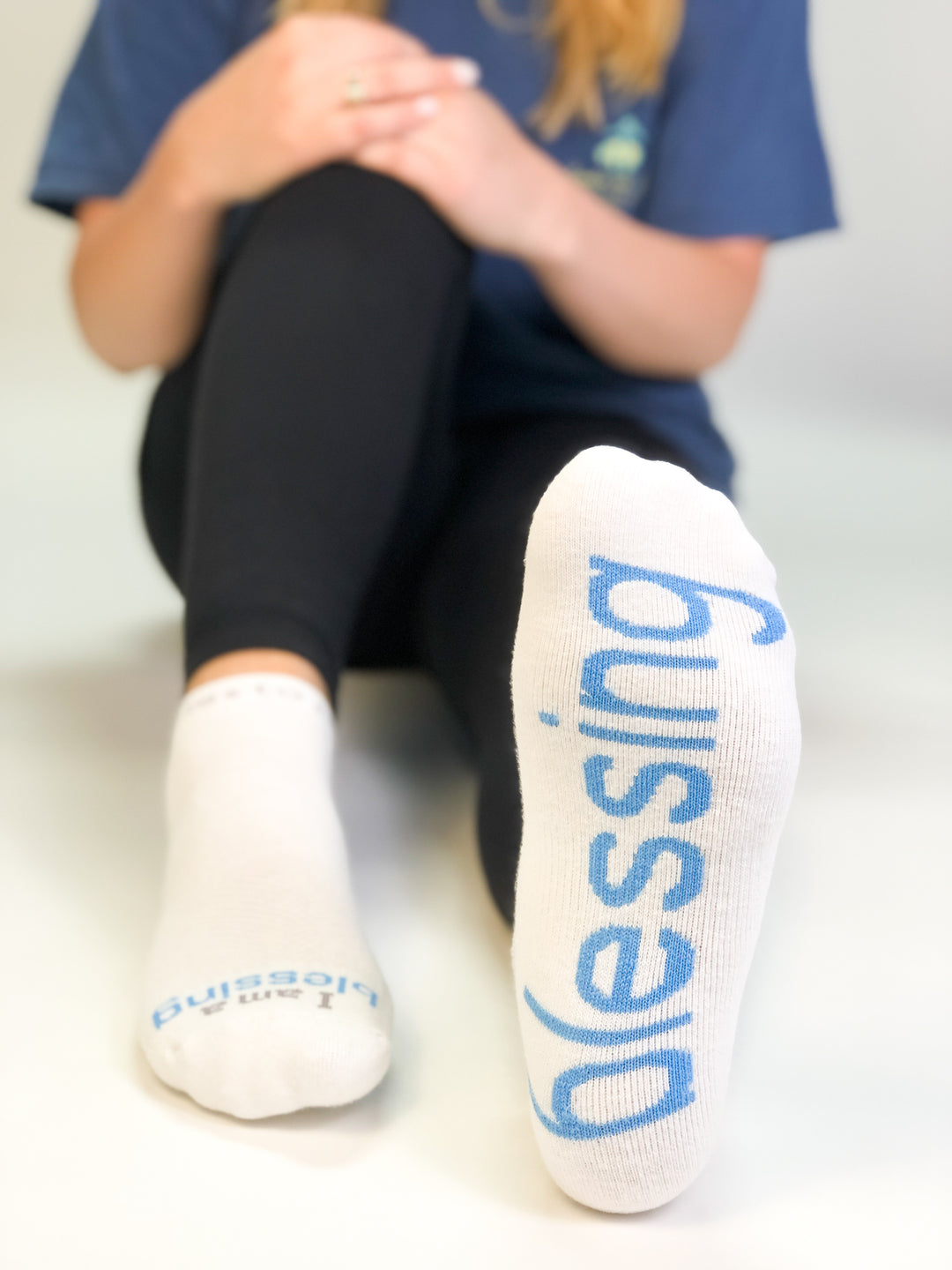 I am a blessing® white low-cut socks
