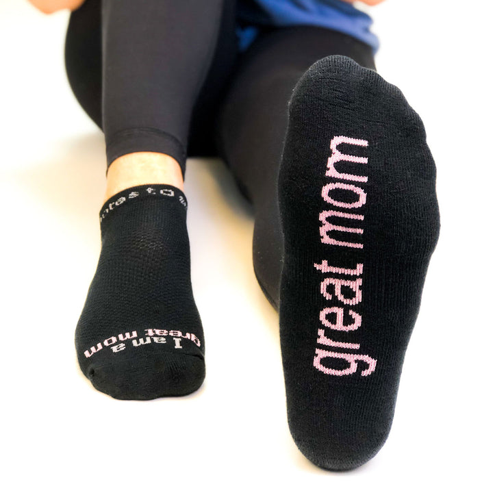 i am a great mom black socks for women