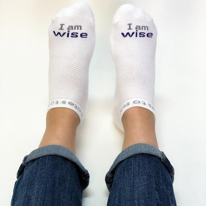 i am wise wisdom socks with inspirational message