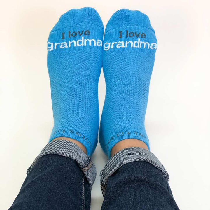 i love grandma socks with thoughtful message