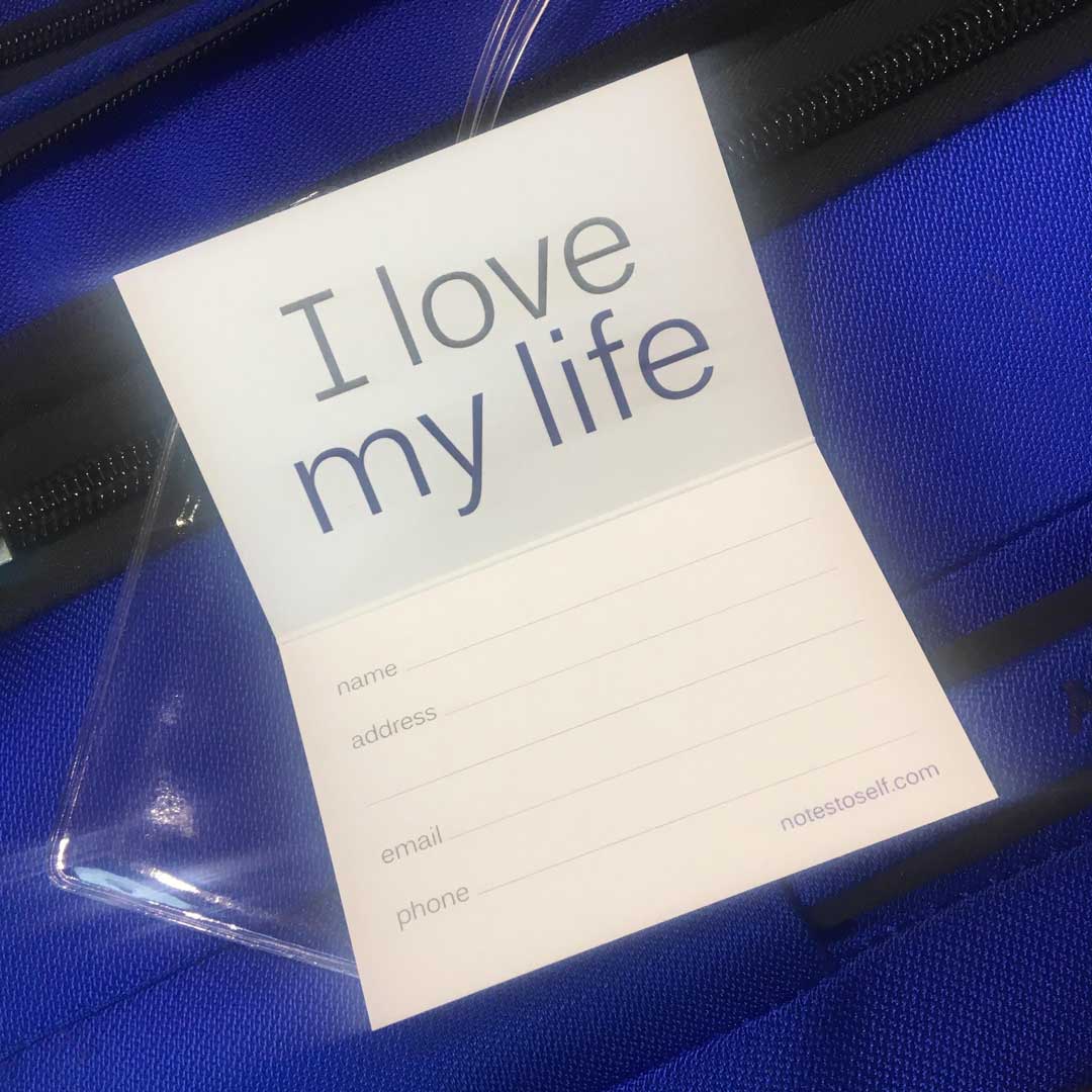 i am a great mom and i am relaxed luggage tag