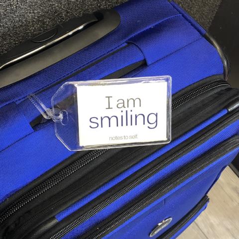 i am the groom and smiling luggage tag