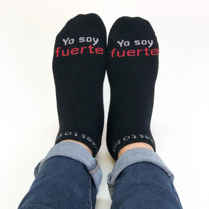 yo soy fuerte socks in spanish i am strong